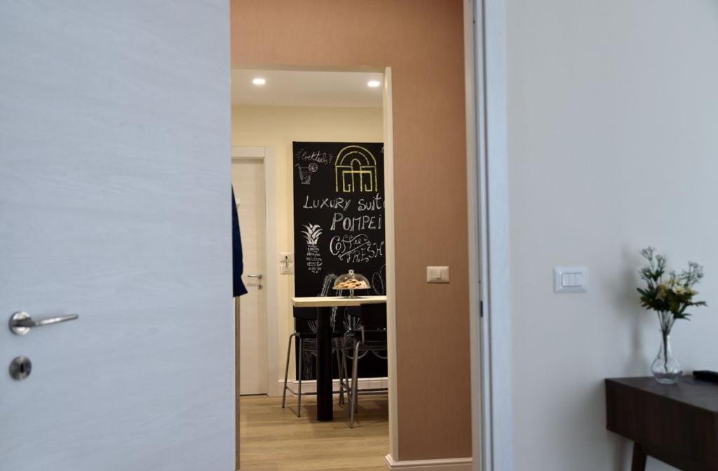 Pompei Luxury Suite מראה חיצוני תמונה